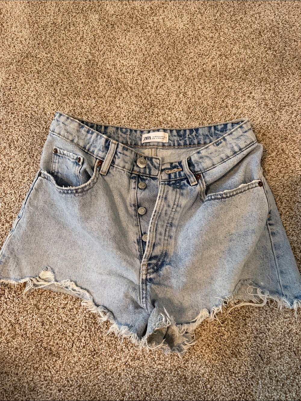 Zara Light Wash Button-Front High-Rise Denim Shorts